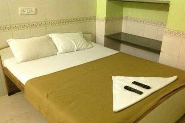 Hotel Metro Plaza Residency and Dormitory, Mumbai 4